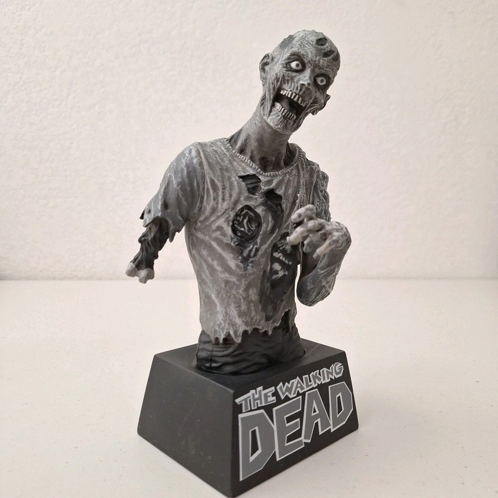 The Walking Dead Collectible Zombie Bust Bank 2013 Limited Ed. Robert Kirkman